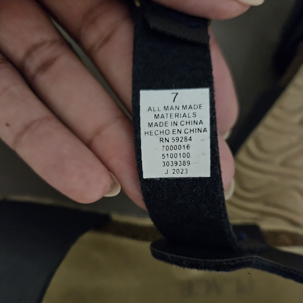 The Children's Place Navy Sandals - Picture 2 of 6